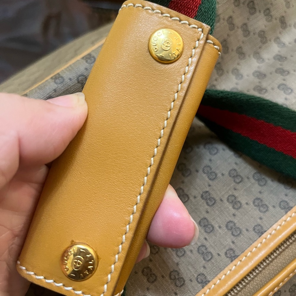 Gucci Monogram Travel Bag with Green and Red Straps - Picture 7 of 16